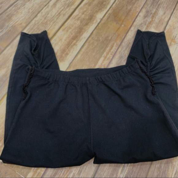 Fabletics Black Cropped Legging - Picture 7 of 9